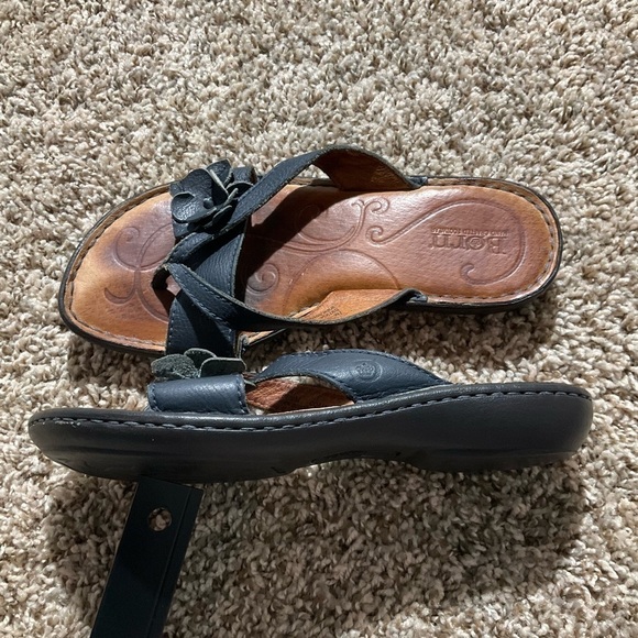 Born Leather Flip Flop Thong Sandals Brown Black Size 7 - Picture 7 of 7